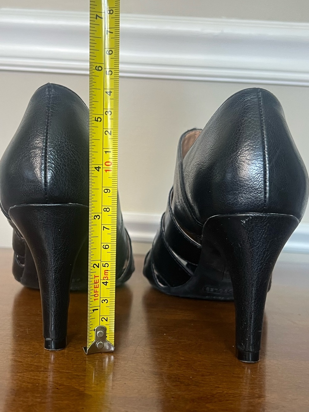 Black Leather Peep Toe Zip Front Shooties Heeled Ankle Booties Cutout Size 8.5 - Picture 7 of 12